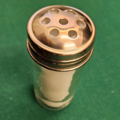Shaker di sale cigolante
