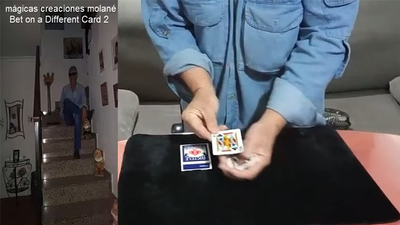 Bet On A Different Card 2 by Salvador Molano Salvador Olivera bei Deinparadies.ch
