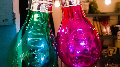 D.I.Y. Floating Light Bulb Illusion by Jonathan Royle - Mixed Media Download Jonathan Royle bei Deinparadies.ch