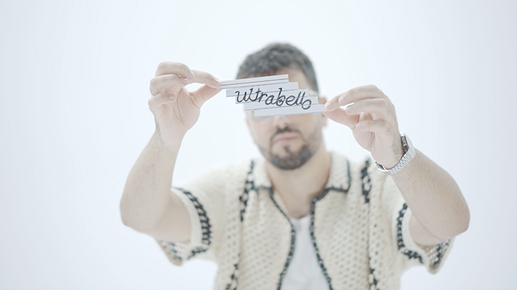 Distortion | Dante and Ultrabello-Julio Montoro-Deinparadies.ch