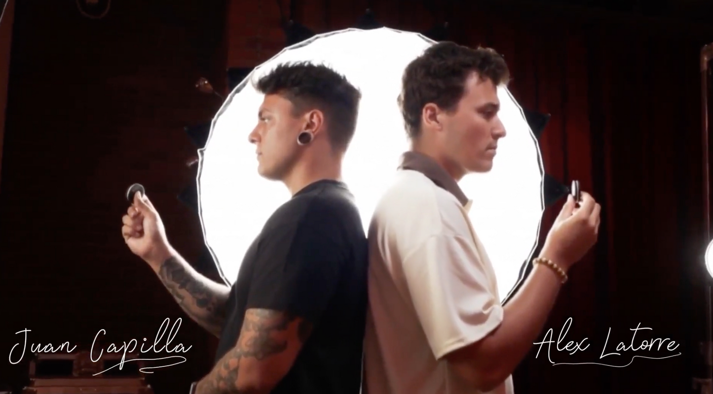 Double Stacked | Alex Latorre and Juan Capilla-Penguin Magic-Deinparadies.ch