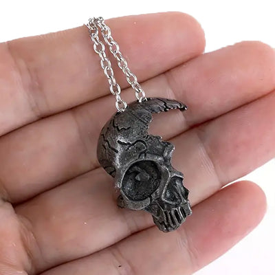 Halber Totenkopf | Anhänger mit Kette Party Owl Supplies bei Deinparadies.ch