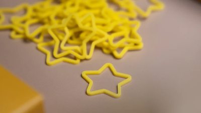 Henry Harrius Presents Star Shatter | Alex Ng-Henry Harrius-Deinparadies.ch