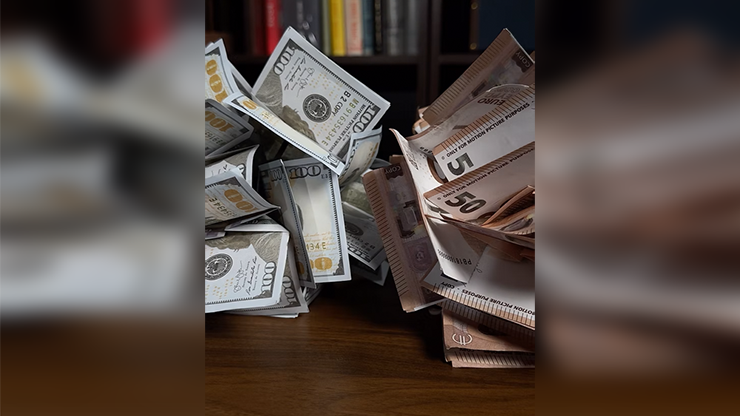 Moneyball | Bond Lee (GBP)-Lee Jah Bond-Deinparadies.ch