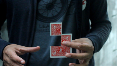 Torn X by Arnel Renegado - Video Download ARNEL L. RENEGADO bei Deinparadies.ch