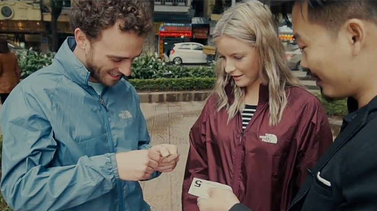 FIVE IN A HOLE by SMagic Productions Smagic Productions bei Deinparadies.ch