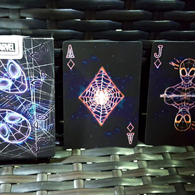 Avengers Spider-Man Neon Playing Cards JL Magic bei Deinparadies.ch