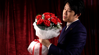The Bouquet (Red) by Bond Lee & MS Magic Bond Lee bei Deinparadies.ch