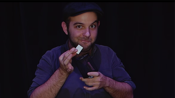 The Basket Close-up by Adrian Vega Crazy Jokers bei Deinparadies.ch