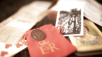 Queens Nose by Mark Bennett and Matthew Wright Murphy's Magic bei Deinparadies.ch