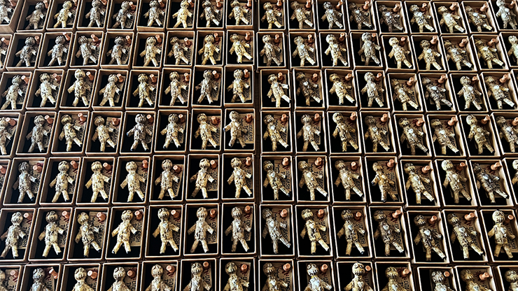 HOODOO - Haunted Voodoo Doll | Mark Traversoni Saturn Magic bei Deinparadies.ch