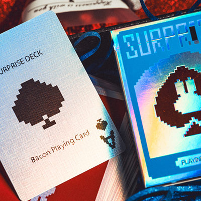 Limited Holographic Edition Surprise Deck V5 (Blue) Playing cards | Bacon Playing Card Company Bacon Magic bei Deinparadies.ch