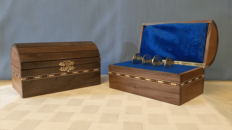 Coin Chest by Tony Karpinski Tony Karpinski bei Deinparadies.ch