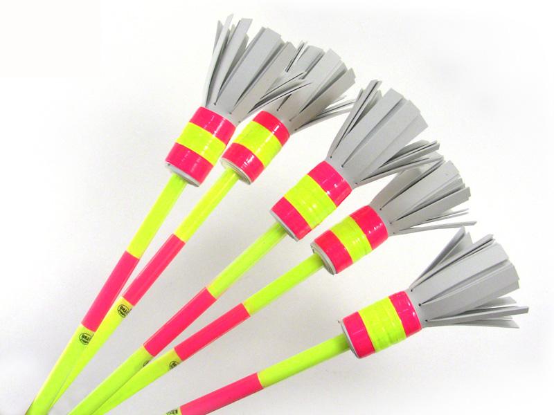 Flowerstick Bravo Pro | UV amarillo-rosa Bravo Juggling en Deinparadies.ch