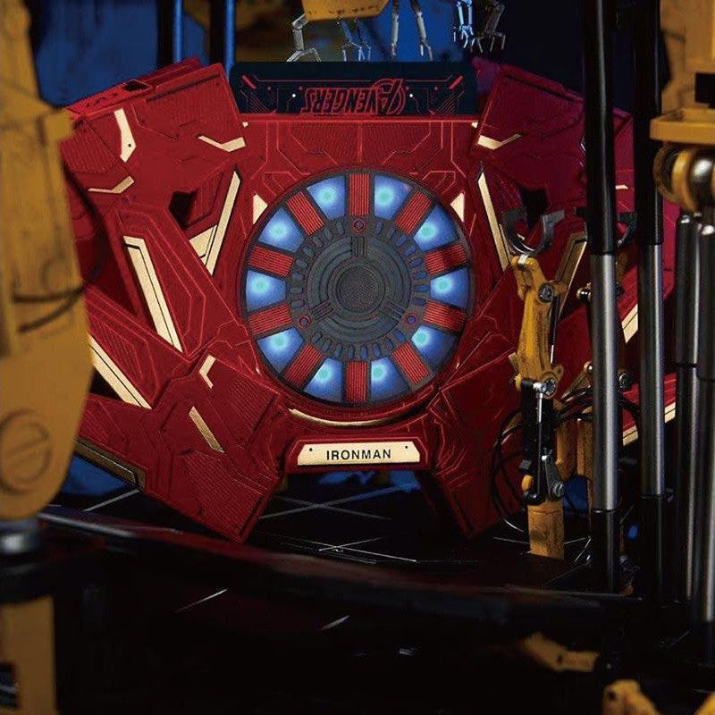 Iron Man Transformer Case Playing Cards Card Mafia bei Deinparadies.ch