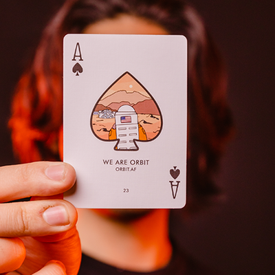 Orbit V8 Parallel Edition Playing Cards USPCC bei Deinparadies.ch