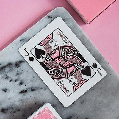 Pink Philtre Playing Cards by Riffle Shuffle Riffle Shuffle bei Deinparadies.ch