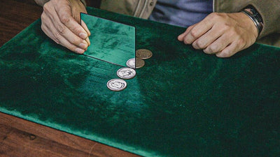 The Moon Coin Effect | TCC TCC Presents bei Deinparadies.ch