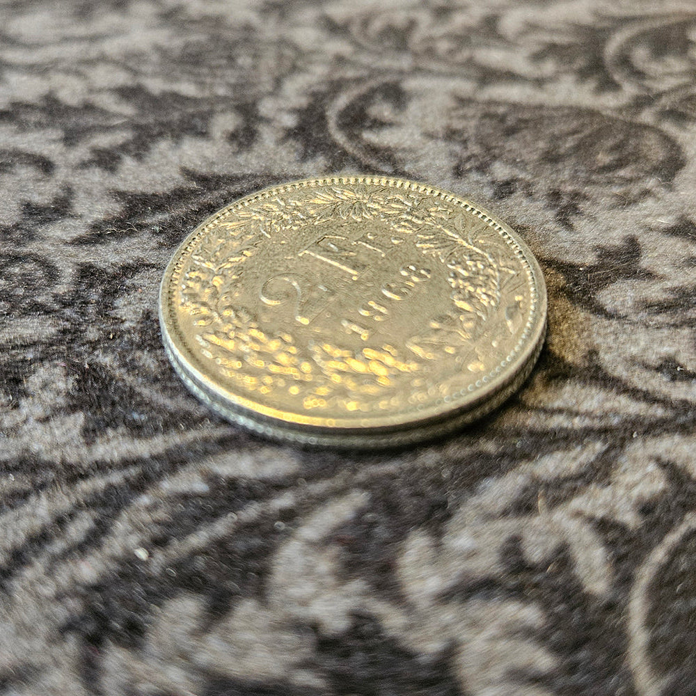 Split coin 2 francs