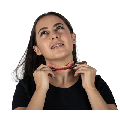 Messer im Hals Latexapplikation