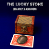 La pierre porte-bonheur | Luca Volpe et Alan Wong