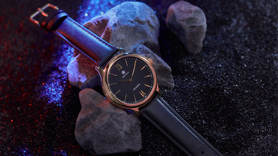IARVEL WATCH (Gold Watchcase Black Dial) | Iarvel Magic and Bluether Magic