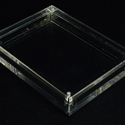 CARAT XMC V2 Metal Card Display