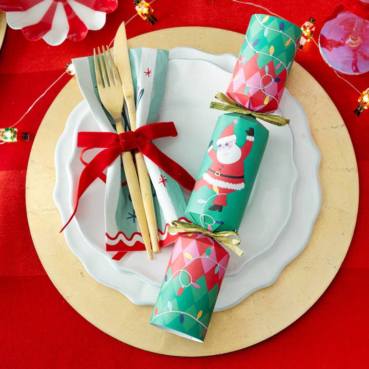 Santa 2 Design Christmas Crackers