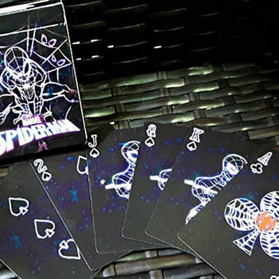 Avengers Spider-Man Neon Playing Cards JL Magic bei Deinparadies.ch