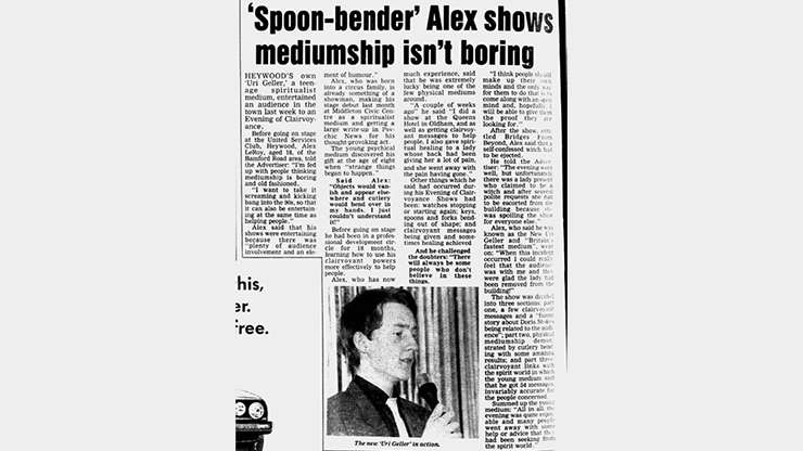 Beyond the Grave: Cold Reading Secrets of the Platform Mediums & Stage Clairvoyants-Jonathan Royle-Deinparadies.ch