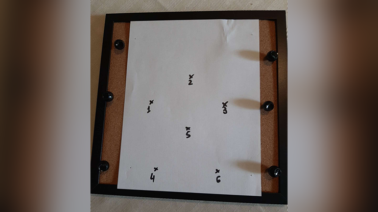 Electronic Voodoo Corkboard Magic by Hatiro HATIRO NISHIGUCHI bei Deinparadies.ch