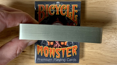 Dorato Bicycle Carte da gioco Monster V2 Mazzi di carte da gioco Deinparadies.ch