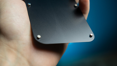 Leviosa Phone (EXTRA Screen) | João Miranda and Julio Montoro-Deinparadies.ch-Deinparadies.ch