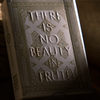 Lies Playing Cards (There is No Beauty in Truth) Murphy's Magic bei Deinparadies.ch