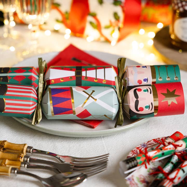 Nutcracker 3 Design Christmas Crackers-Talking Tables-Deinparadies.ch