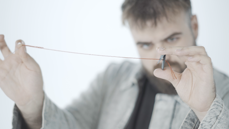 Paradox Button | Julio Montoro and Ultrabello-Julio Montoro-Deinparadies.ch