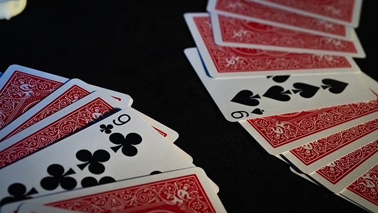 Synchronous | Javier Natera-Murphy's Magic Productions-Deinparadies.ch