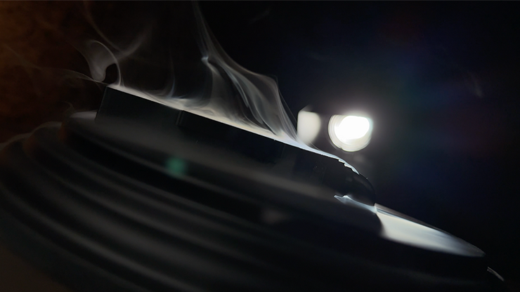 Ultra Smoke | Bond Lee, Wenzi & MS Magic-Lee Jah Bond-Deinparadies.ch
