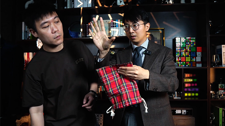 Wonder Bag (Red) | Carson Chan & MS Magic-Lee Jah Bond-Deinparadies.ch