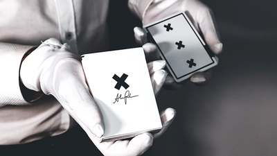X Deck (White) Signature Edition Playing Cards by Alex Pandrea The Blue Crown Deinparadies.ch