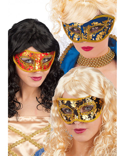 Venezianische Masken mit Goldbrokat