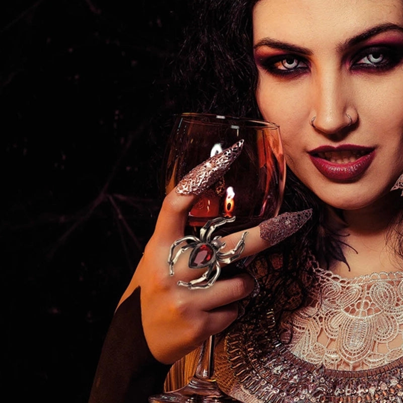 Spinne mit rotem Sterin Fingerring