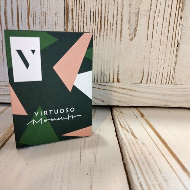 Virtuoso Playing Cards | 2023 Moments Open Court II Virtuoso bei Deinparadies.ch