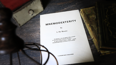 Mnemodexterity por L. De Bevere Ed Meredith en Deinparadies.ch