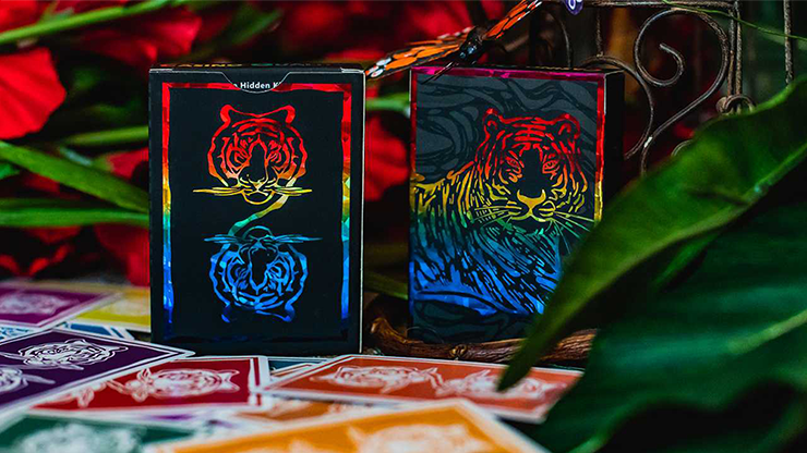 The Hidden King Rainbow Luxury Edition Playing Cards by BOMBMAGIC Bomb Magic Studio Deinparadies.ch