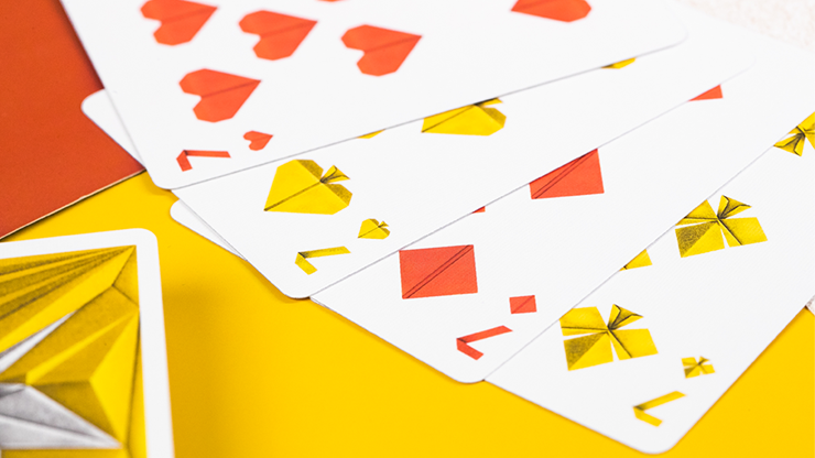 1000 Cranes V3 Playing Cards | Riffle Shuffle Riffle Shuffle at Deinparadies.ch