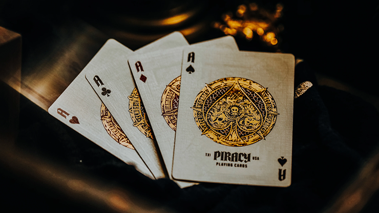 Pirate Playing Cards | Theory11 theory11 at Deinparadies.ch