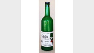 latex wine bottle | Norm Nielsen Nielsen Magic at Deinparadies.ch