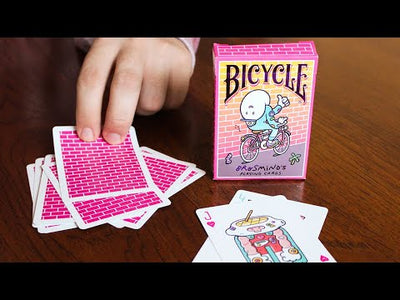 Las cuatro pandillas de Bicycle Brosmind jugando a las cartas