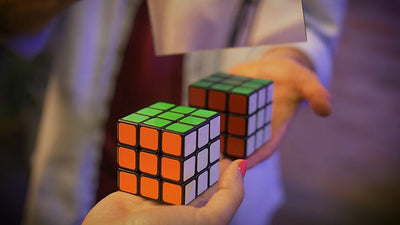 Mirror Standard Rubik Cube by Rodrigo Romano Rodrigo Romano at Deinparadies.ch
